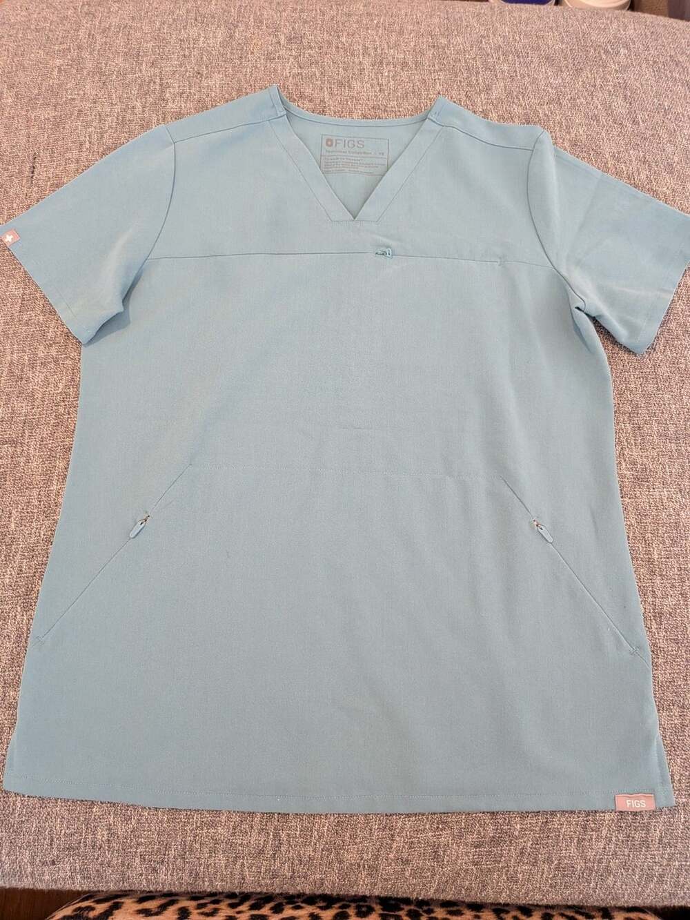FIGS Scrub Top Size XS Blue V-Neck Technical Collection